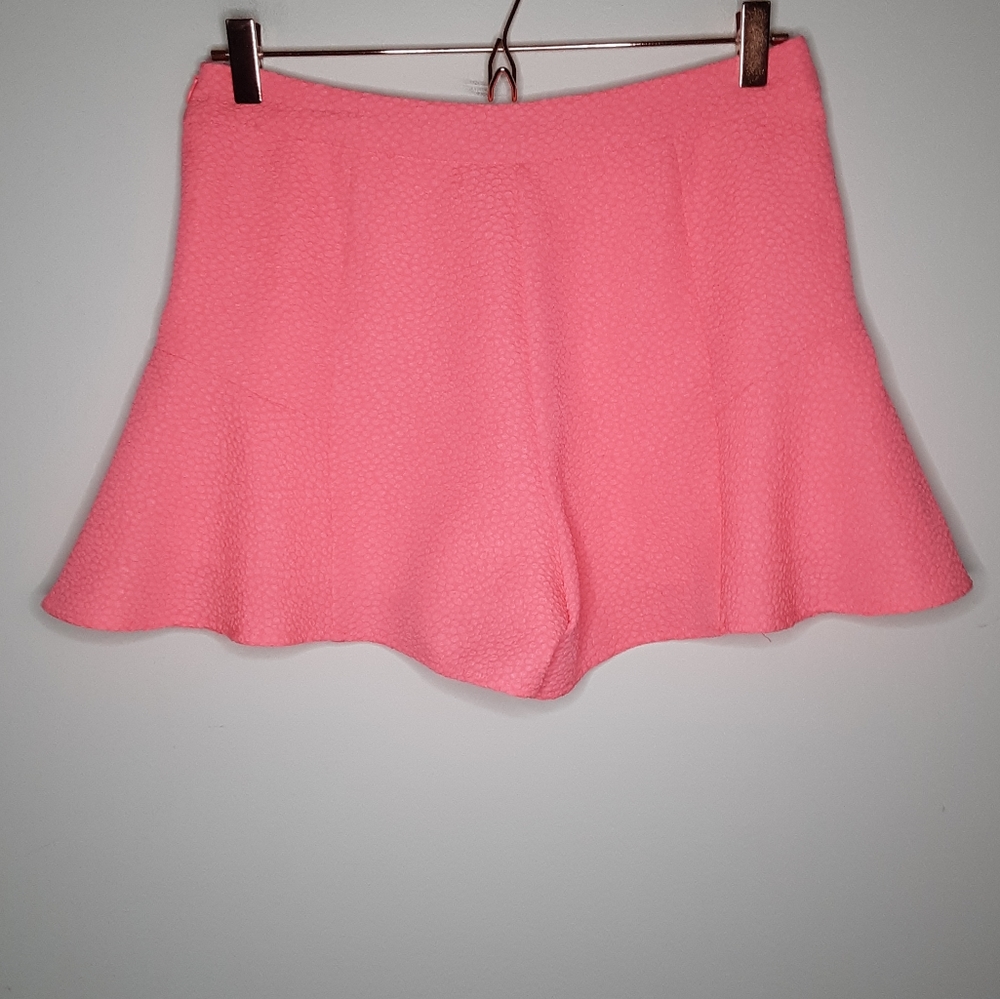 Line & Dot High Rise Flare Shorts - Picture 3 of 8